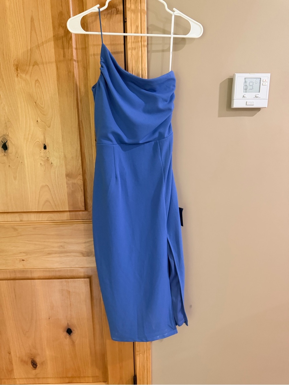 Lulus midi guest dress